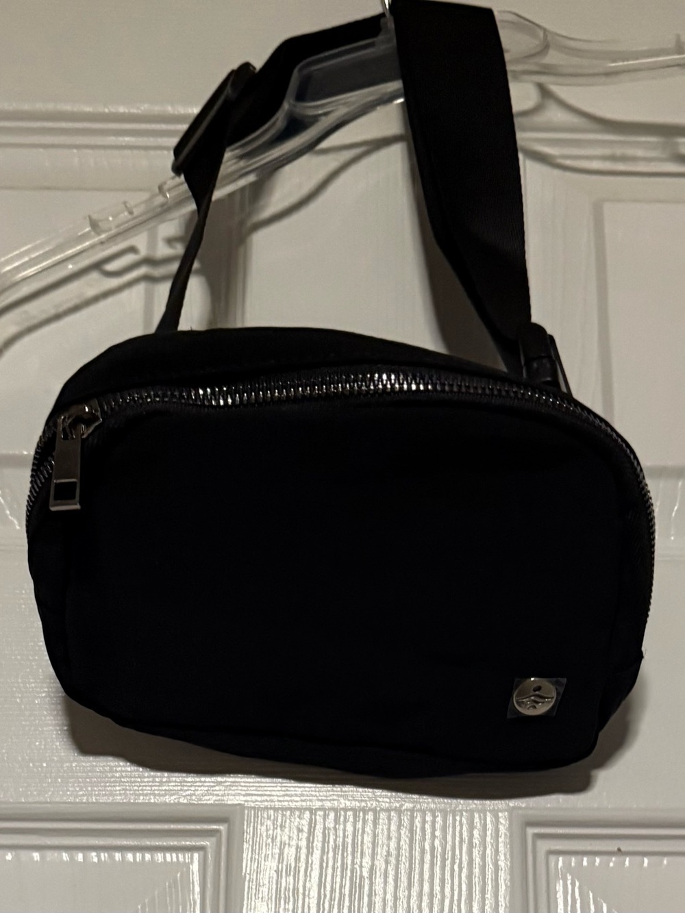 Black Crossbody Sling Bag - Minimal unisex Shoulder Bag in black